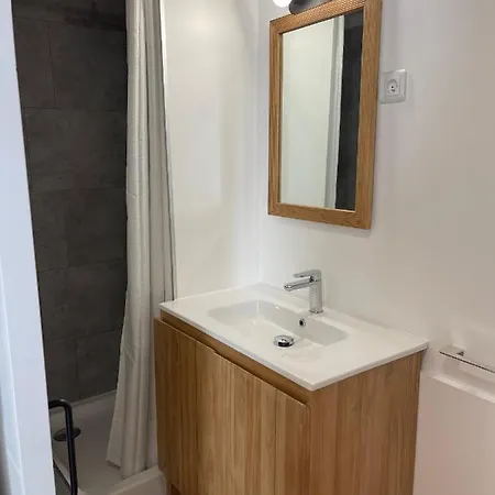 De 4*